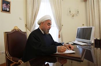  روحانی یک قانون مربوط به رفع موانع تولید را ابلاغ کرد