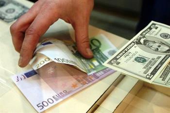 بانک مرکزی دستورالعمل رفع تعهد ارزی صادرکنندگان را اصلاح کرد